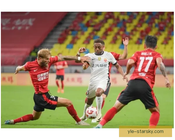 中超首轮申花领跑观众人数 成都紧随其后